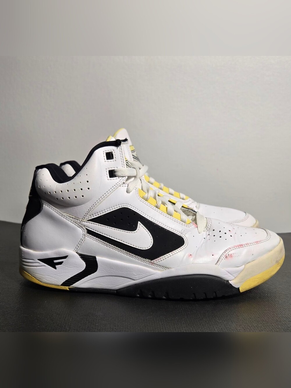 Nike Mens Air Flight Lite Mid “White Lemon” Basketball Shoes Sz 11